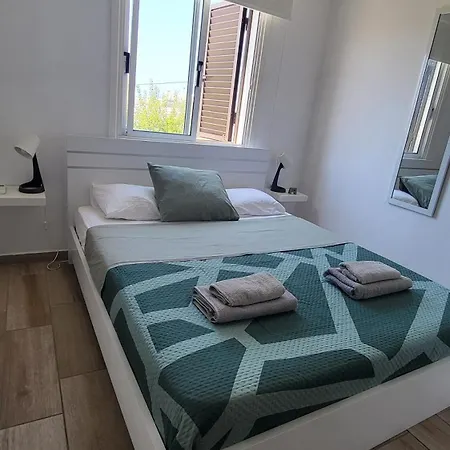 Semesterbostad Hana House *