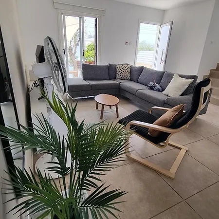 بيت للعطل Hana House