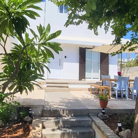 Ferienhaus Hana House Agia Napa